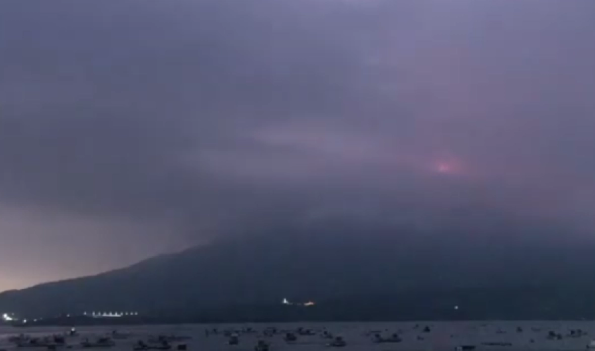 Кадр из видео