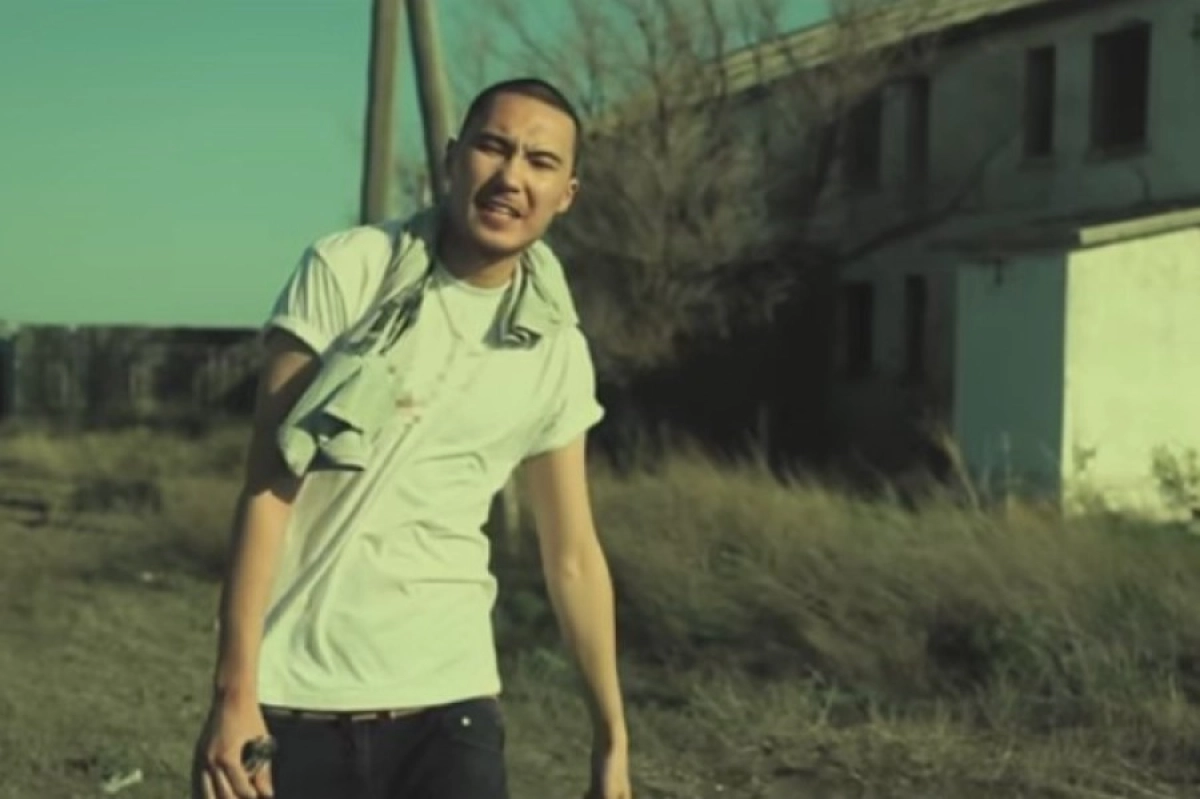 Кадр из видеоклипа артиста