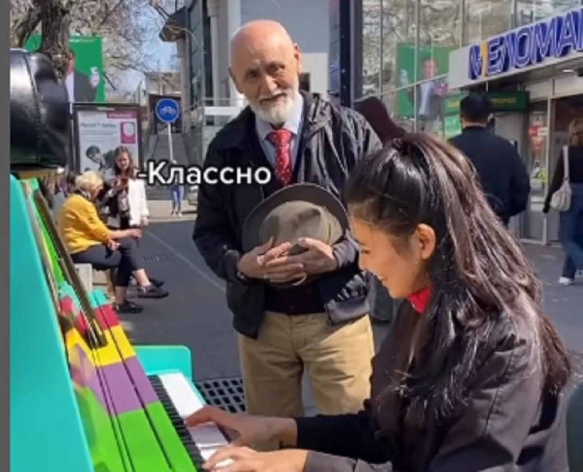 Кадр из видео