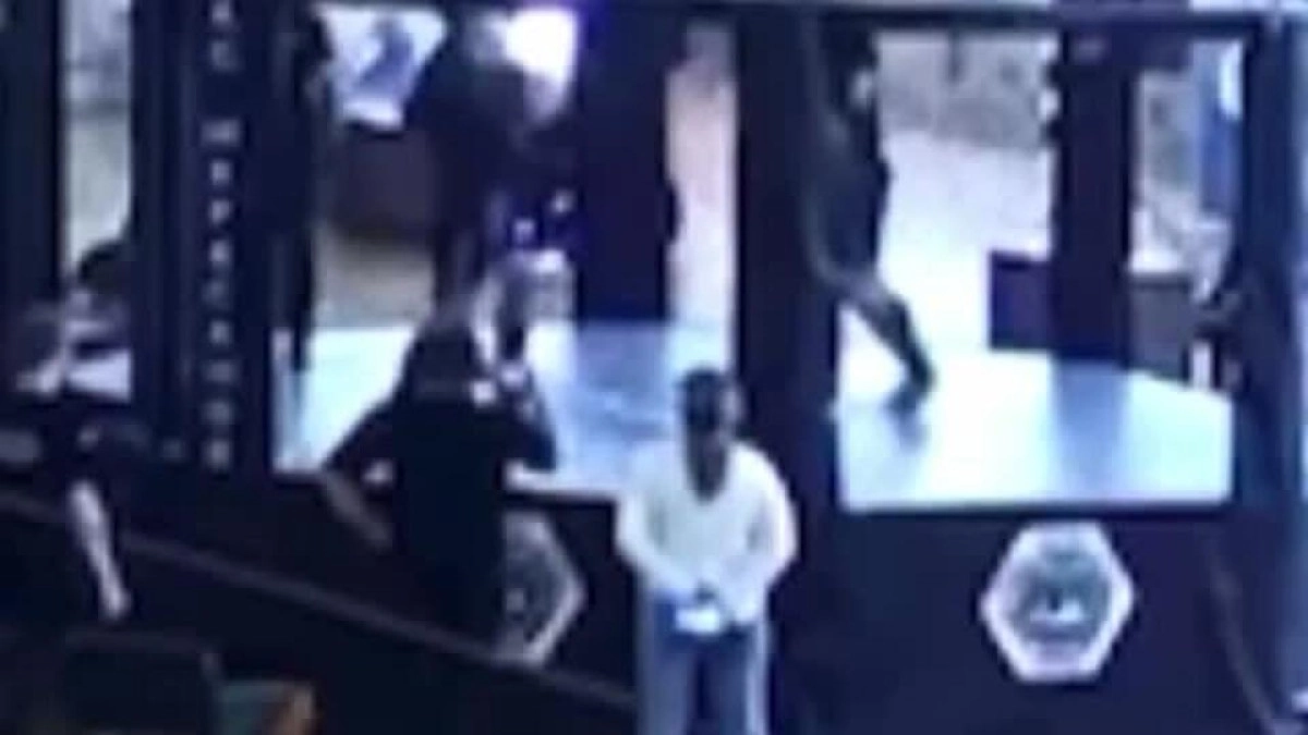 Кадр из видео