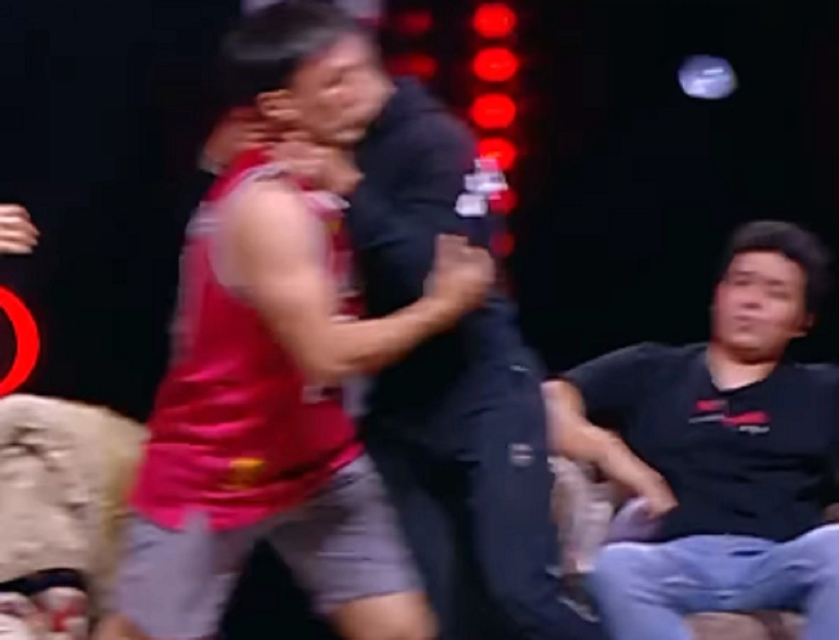 Кадр из видео