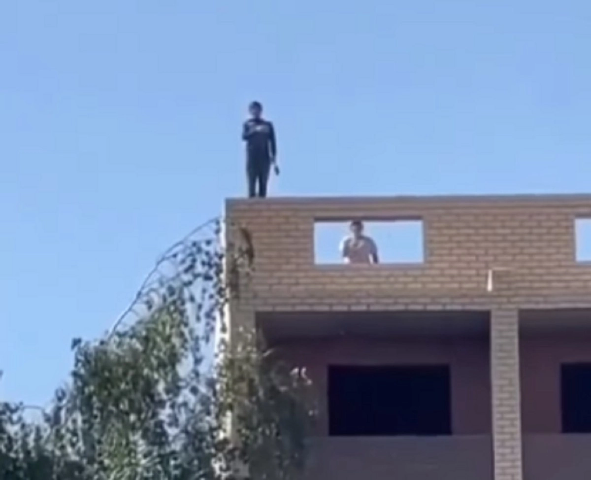 Кадр из видео