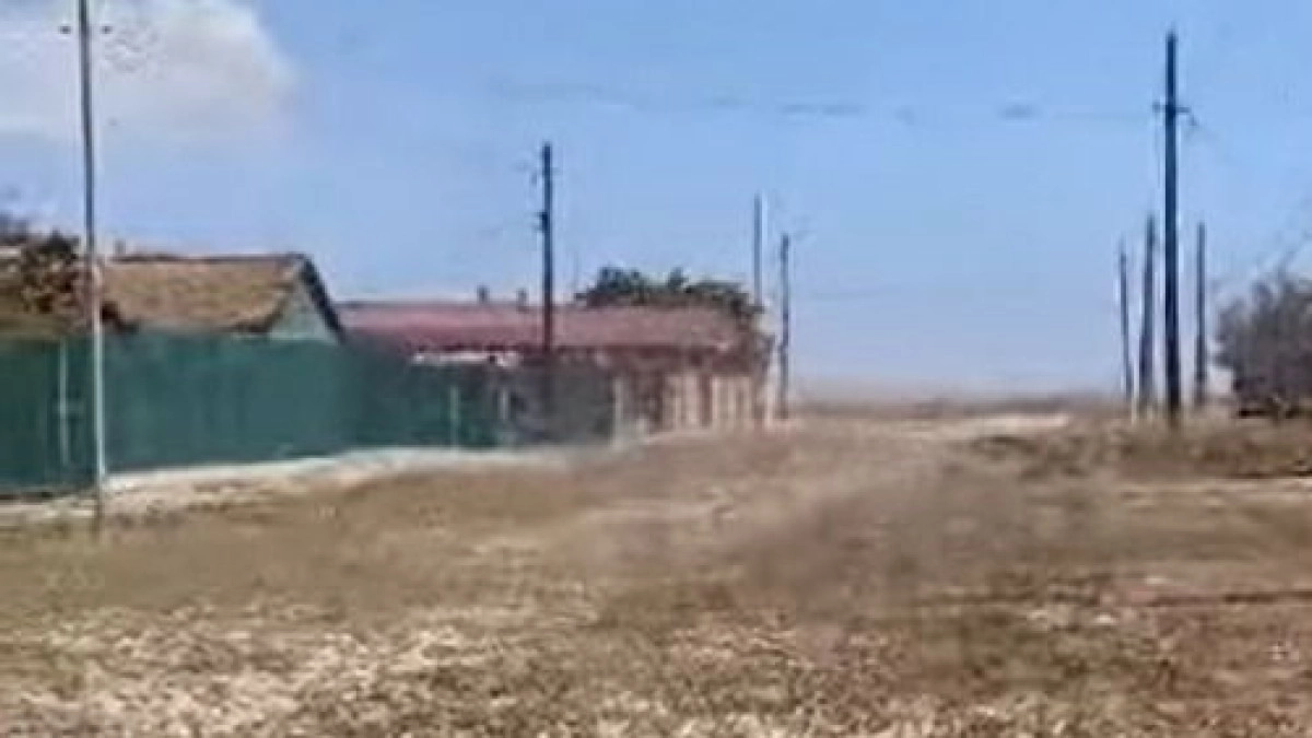 кадр из видео