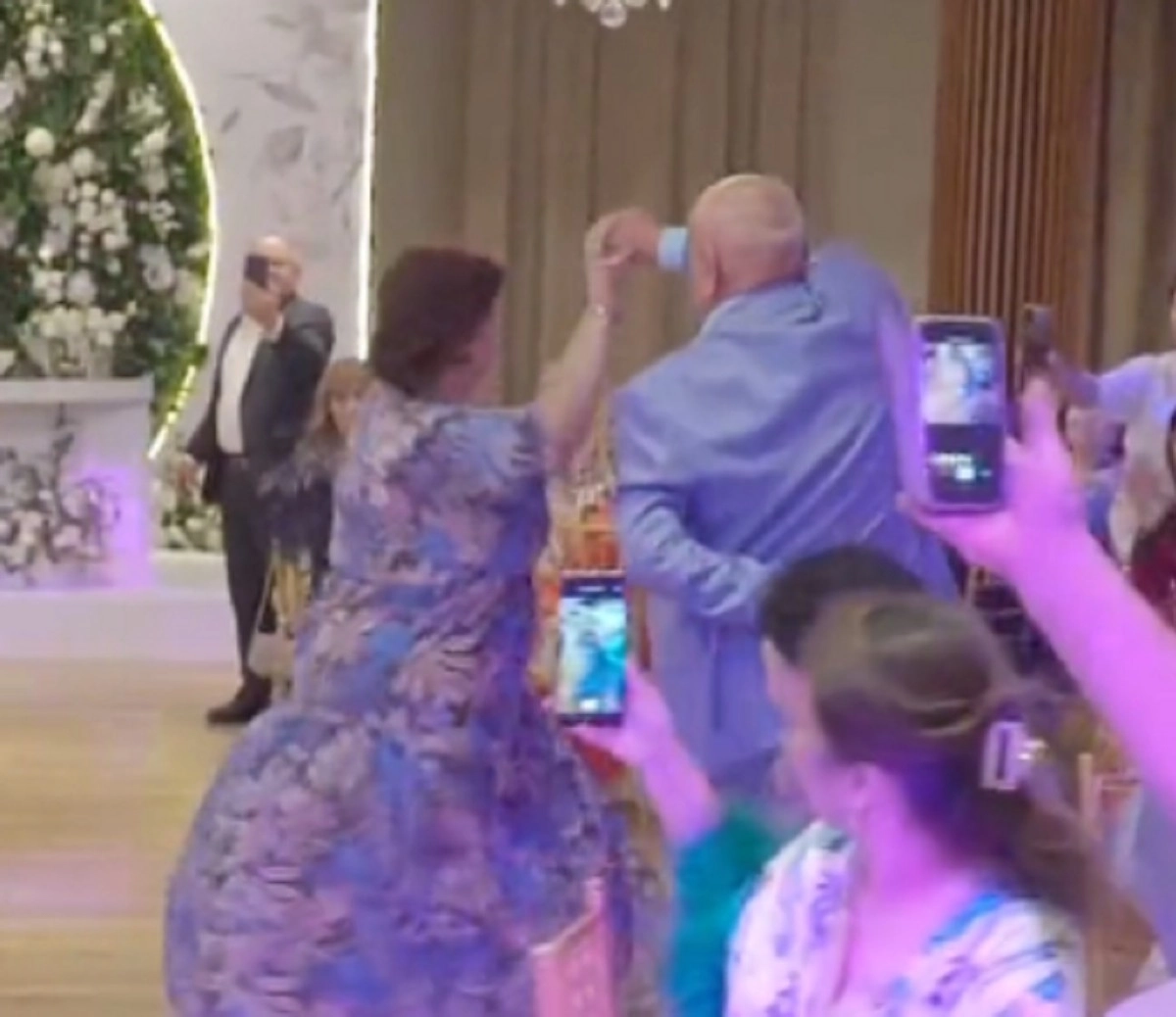 Кадр из видео