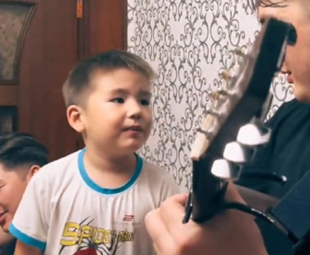 Кадр из видео