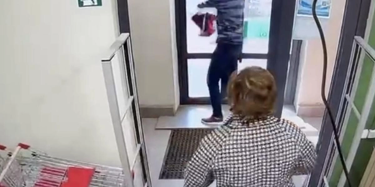 Кадр из видео