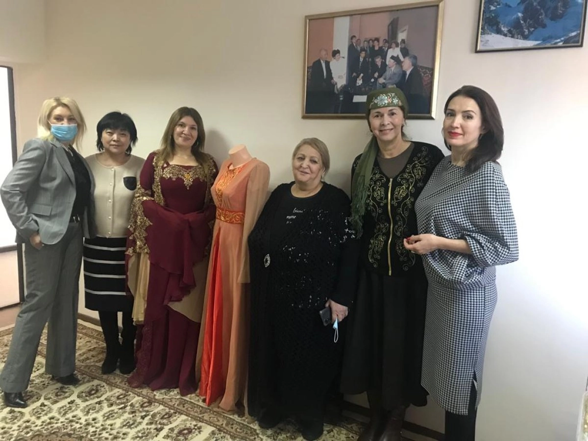 Фото Совета матерей турецкого этнокультурного центра АНК Алматы