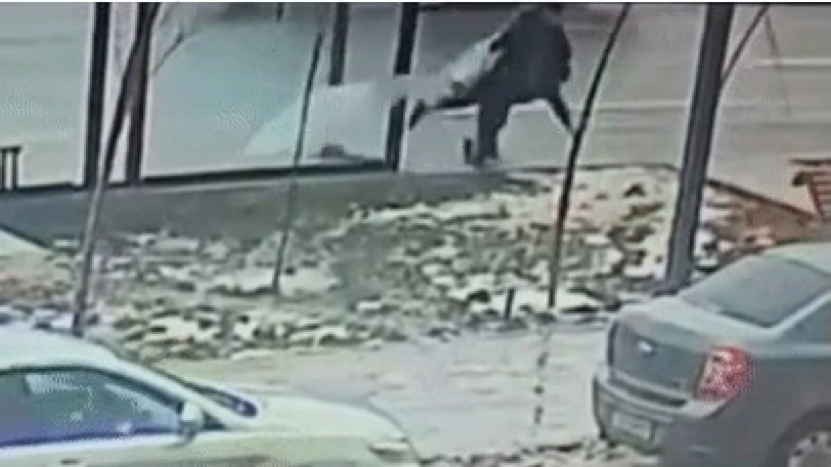 Кадр из видео