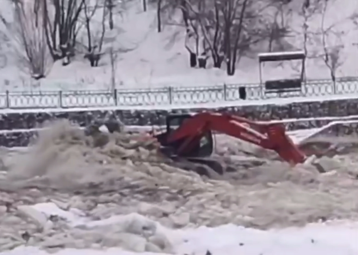 Кадр из видео