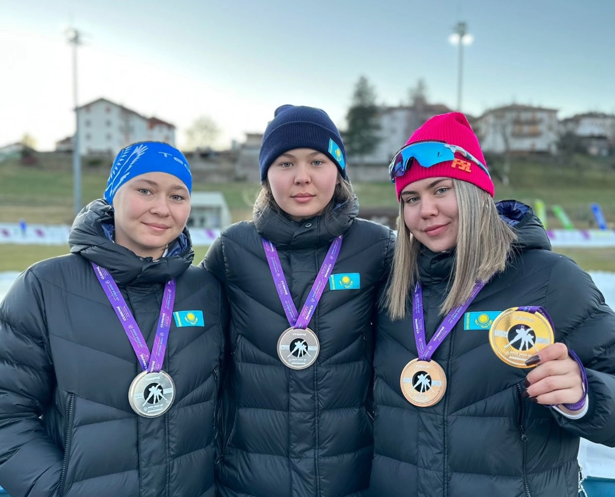 Снимок из личного архива. На фото Алина, Кристина и Инесса