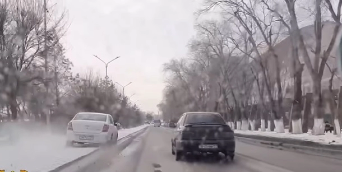 кадр из видео