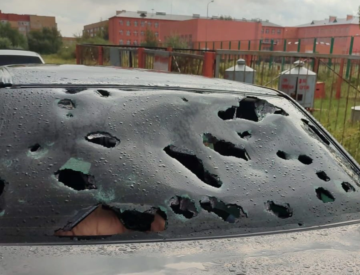 Фото: предоставили владельцы пострадавших авто