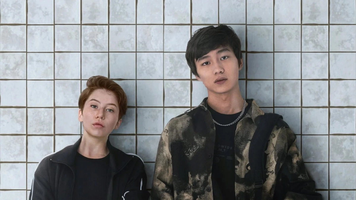 Кадр с афиши сериала «Саша против!»