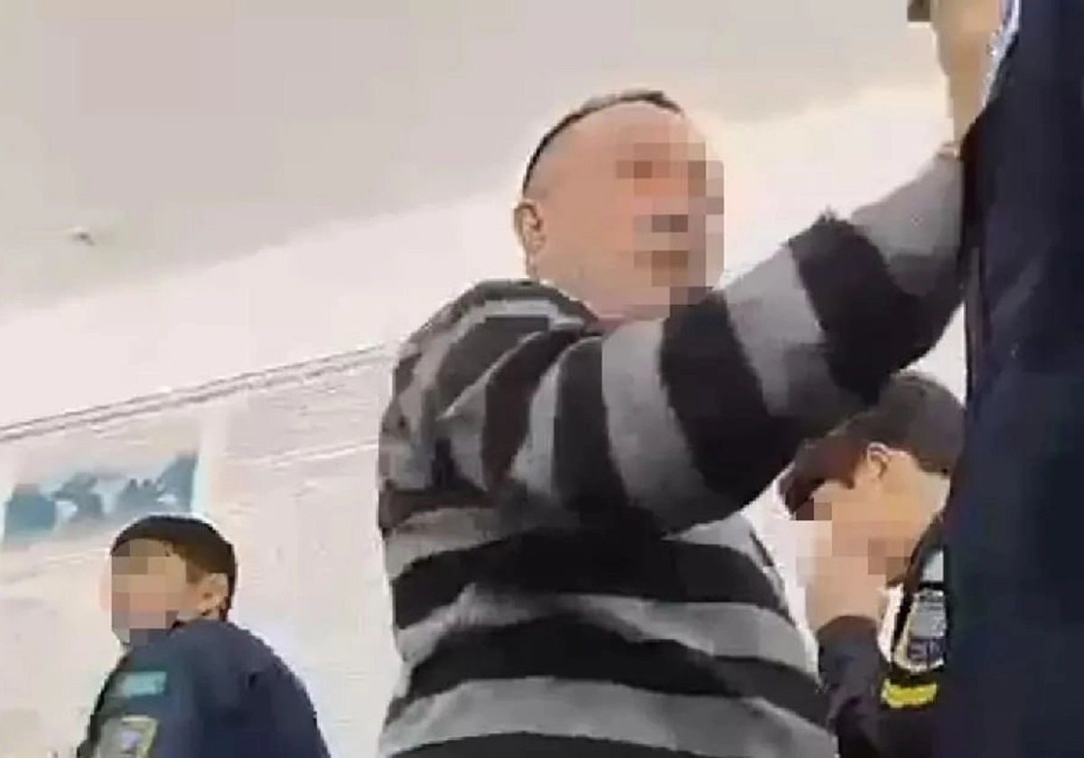 Кадр видео