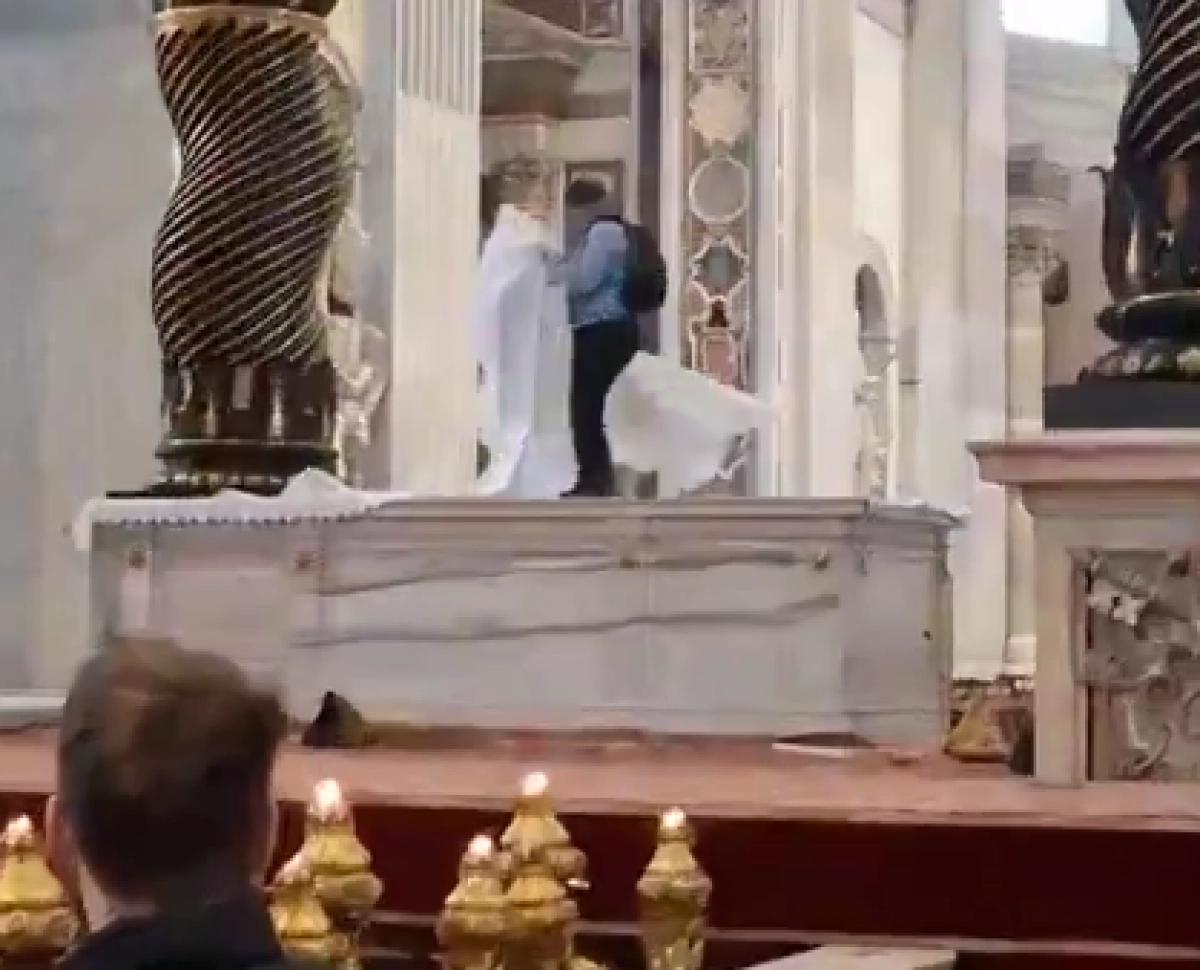 Кадр из видео