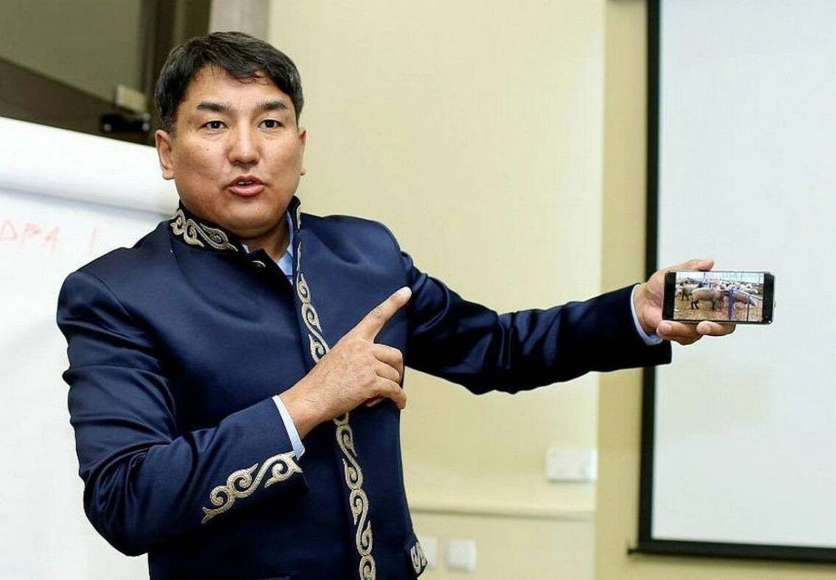 Фото: qazpolit.org