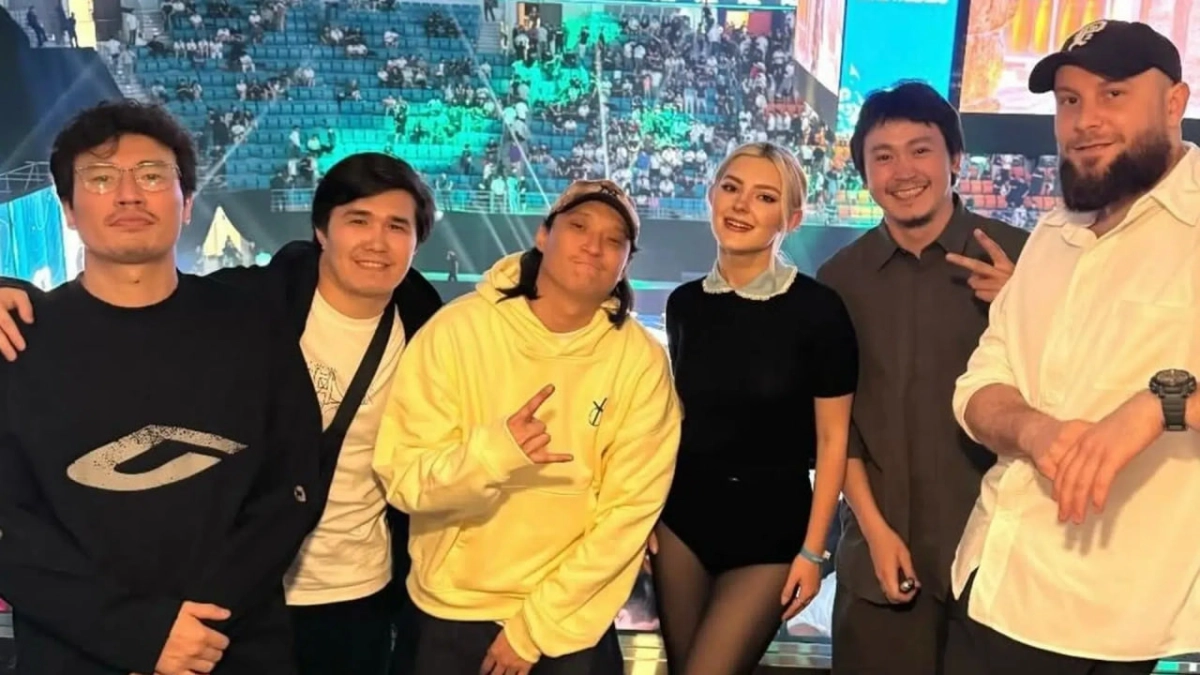 Фото: instagram.com/theevaelfi