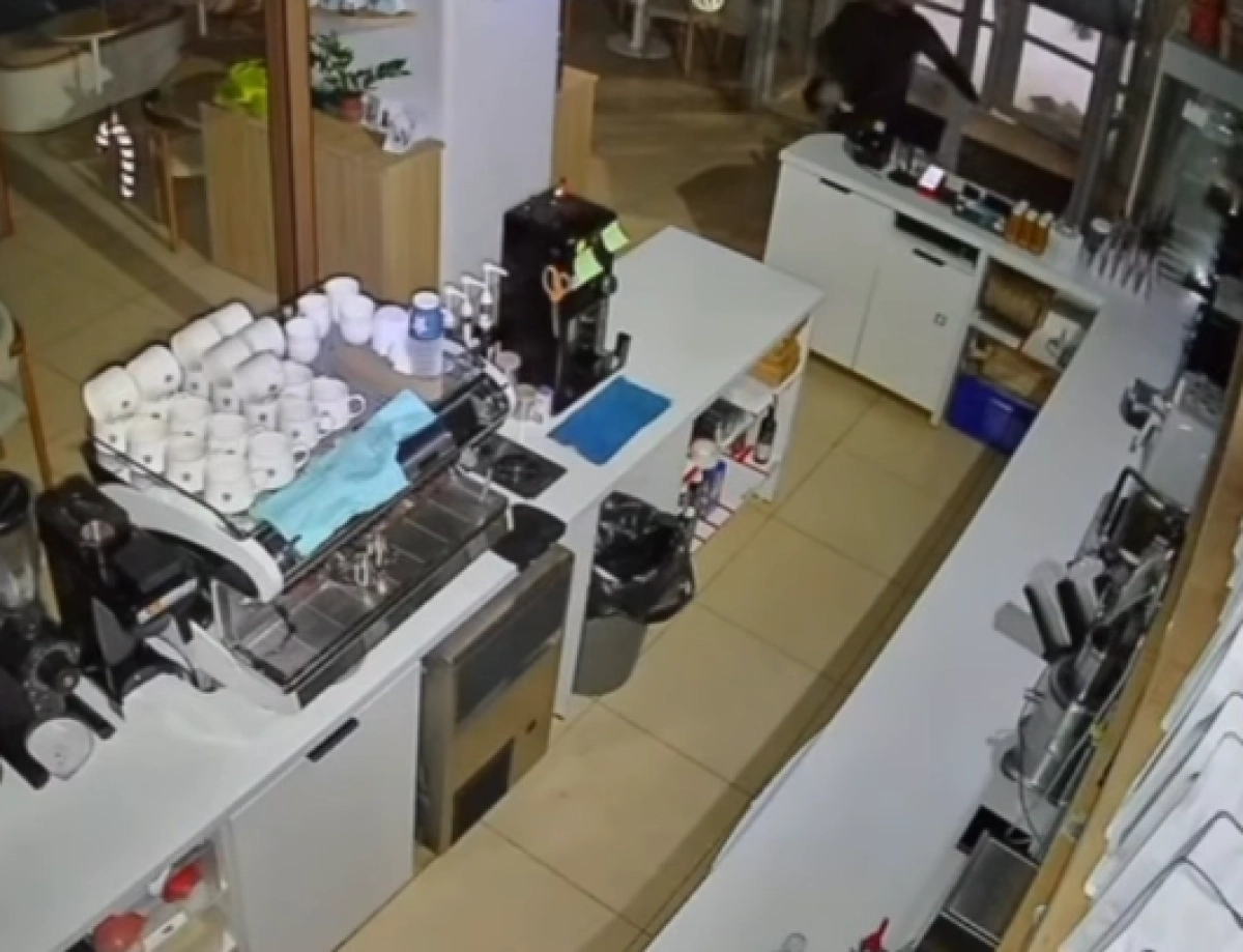 Кадр из видео