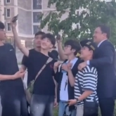 Мальчик в кепке GGG встретил настоящего Головкина — видео