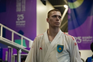 «Всем, кто верил в меня»: казахстанский каратист завоевал «золото» Исламиады-2025