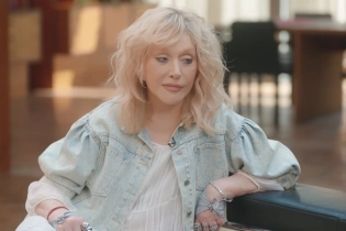 Противники России использовали Пугачеву в своих интересах, заявила Захарова