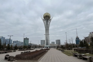 Как выглядит Астана в первый день зимы. Фоторепортаж