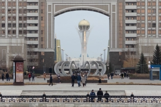 Что изменится в жизни казахстанцев в 2026 году: зарплаты, пособия и налоги