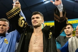 Али Ахмедов выиграл чемпионский пояс