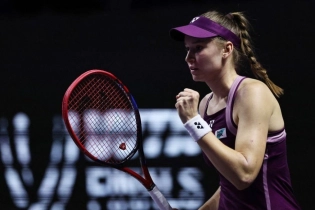 Рыбакина завершила год победой на турнире в Китае