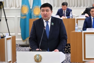 Мажилисмен Елнур Бейсенбаев получил должность в Акорде