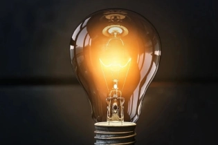 Солнце на продажу: житель Алматинской области зарабатывает на «зелёной» энергии