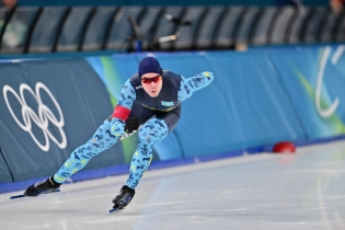Казахстанский конькобежец вошел в топ-10 на Олимпиаде