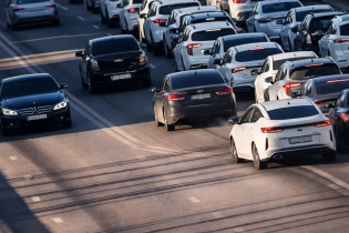 Массовое нарушение ПДД в Астане сняли на камеру – водителей могут лишить прав