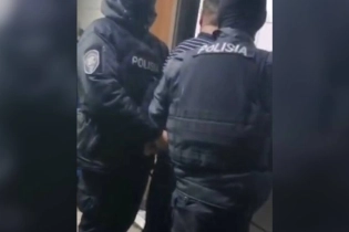 Бойцам СОБР удалось задержать мужчину, ранившего знакомого в Алматы