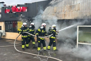Два киоска вспыхнули в Шымкенте