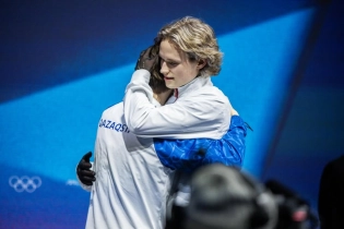 Фигурист Малинин получил престижную премию за объятие с казахстанцем Шайдоровым