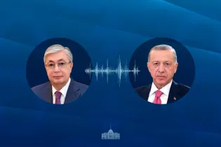 Эрдоган пригласил Токаева на форум в Анталье