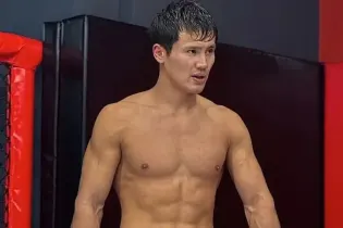 Еркебулан Токтар потерпел поражение на турнире Hype FC