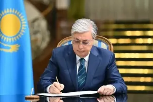 Токаев поздравил Трампа с успешным выполнением миссии «Артемида-2»