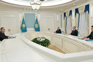 Токаев впервые встретился с новым генеральным секретарем ОДКБ