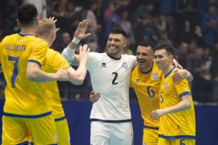 Казахстан сенсационно победил со счетом 9:2 в матче с Азербайджаном