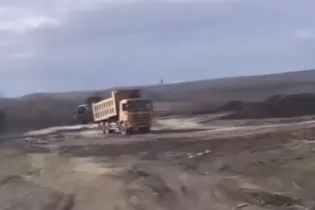 Человеческие останки в котловане: жители ВКО требуют остановить стройку больницы