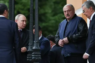 Токаев поблагодарил Лукашенко и Путина за содействие в освобождении дипломата из Польши