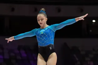 Казахстанская гимнастка Эвелина Ежова выиграла этап Кубка вызова в Ташкенте