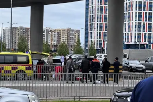 Мужчина упал с моста возле вокзала «Нурлы Жол» в Астане