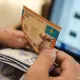 За отказ принимать оплату картой грозит штраф до 432 500 тенге