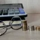 Казахстанцам станет сложнее снимать пенсионные из-за новых жестких правил