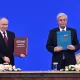Токаев и Путин подписали важный документ о дружбе и добрососедстве