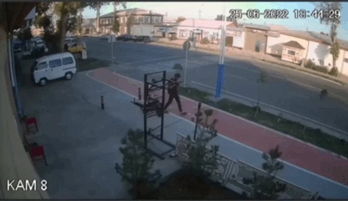 Кадр из видео